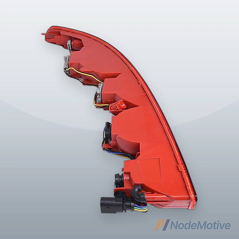 Rear Left Lower Five-Hole Backup Bumper Reverse Taillight for Audi Q7 2007-2015