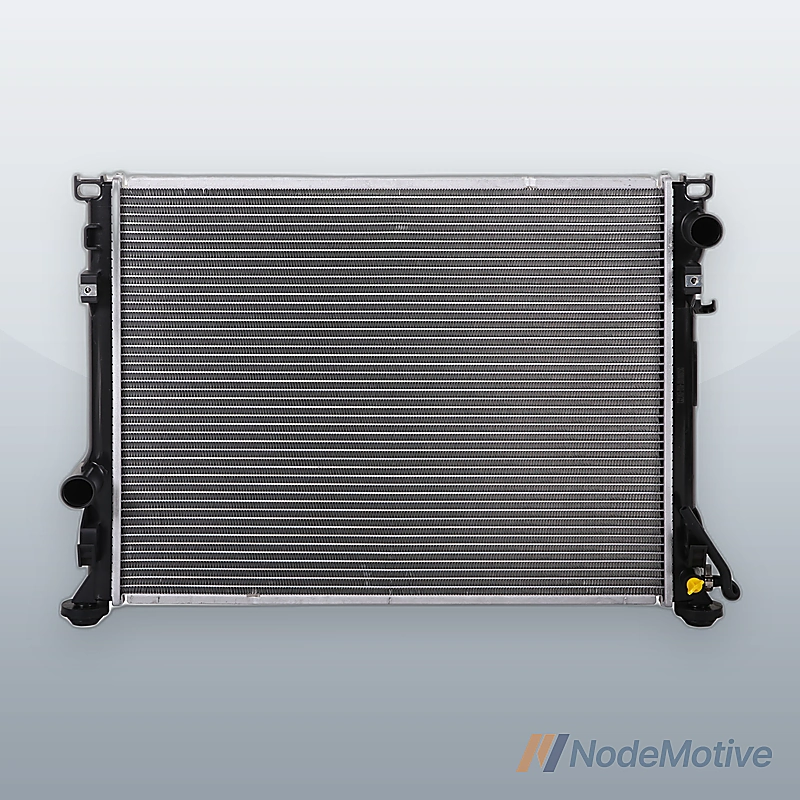 Radiator For 05-08 Chrylser 300 Magnum 06-08 Charger 08-10 Challenger V6 V8